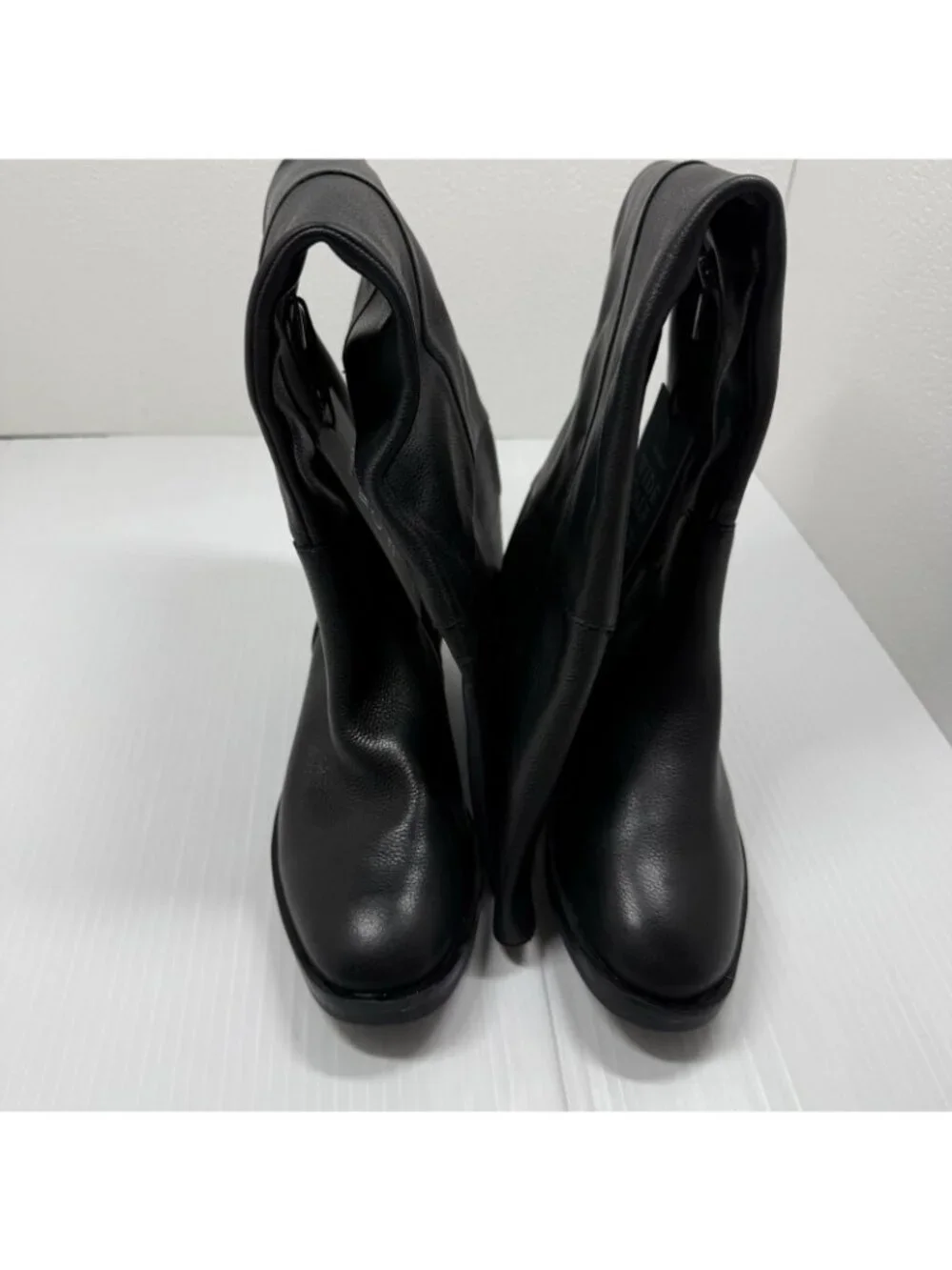 Vince Camuto Jorshie OTK Boot Size 6 Black Leather Block Heel Old Money Fall